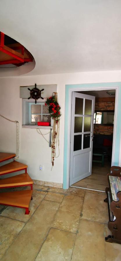 Eti And Mia Holiday Apartments Muntić Екстериор снимка