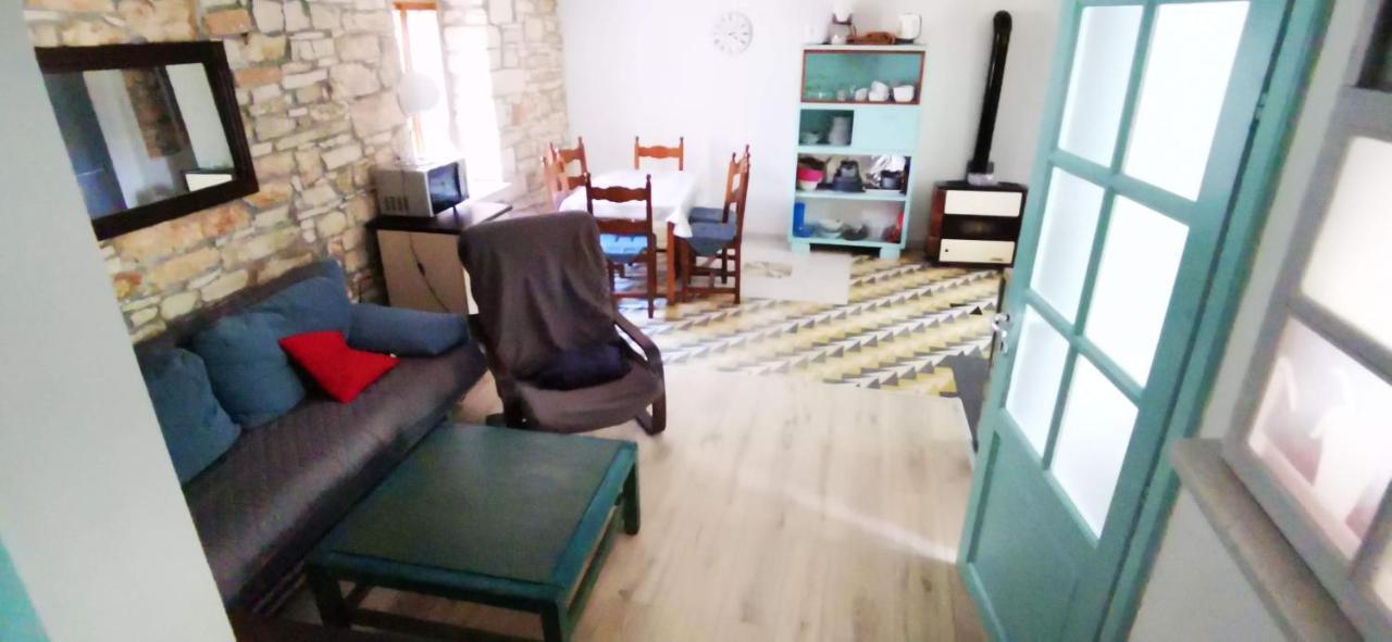 Eti And Mia Holiday Apartments Muntić Екстериор снимка