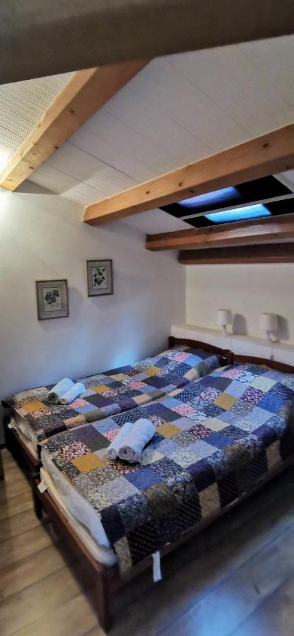 Eti And Mia Holiday Apartments Muntić Екстериор снимка
